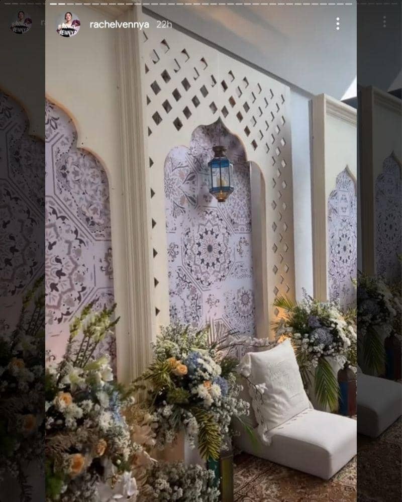 Instagram.com/rachelvennya