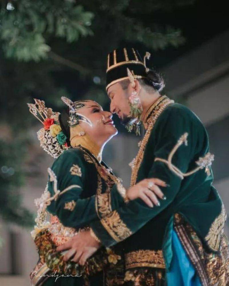 Instagram.com/roro.fitria1989