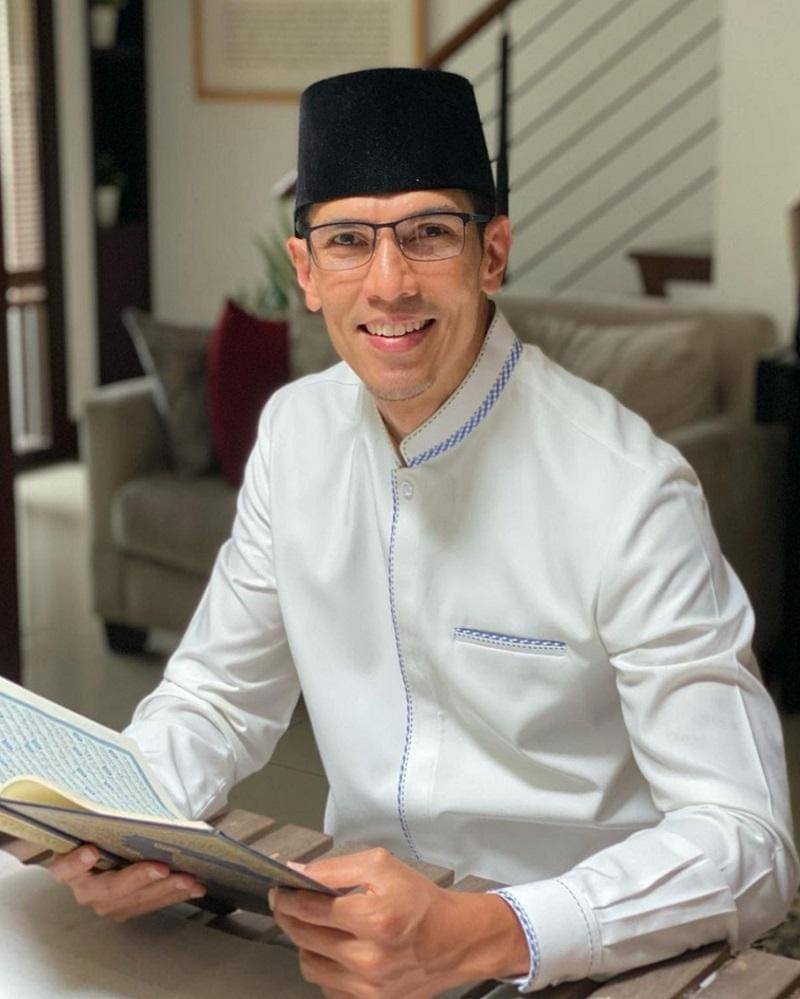 instagram.com/adrianmaulana