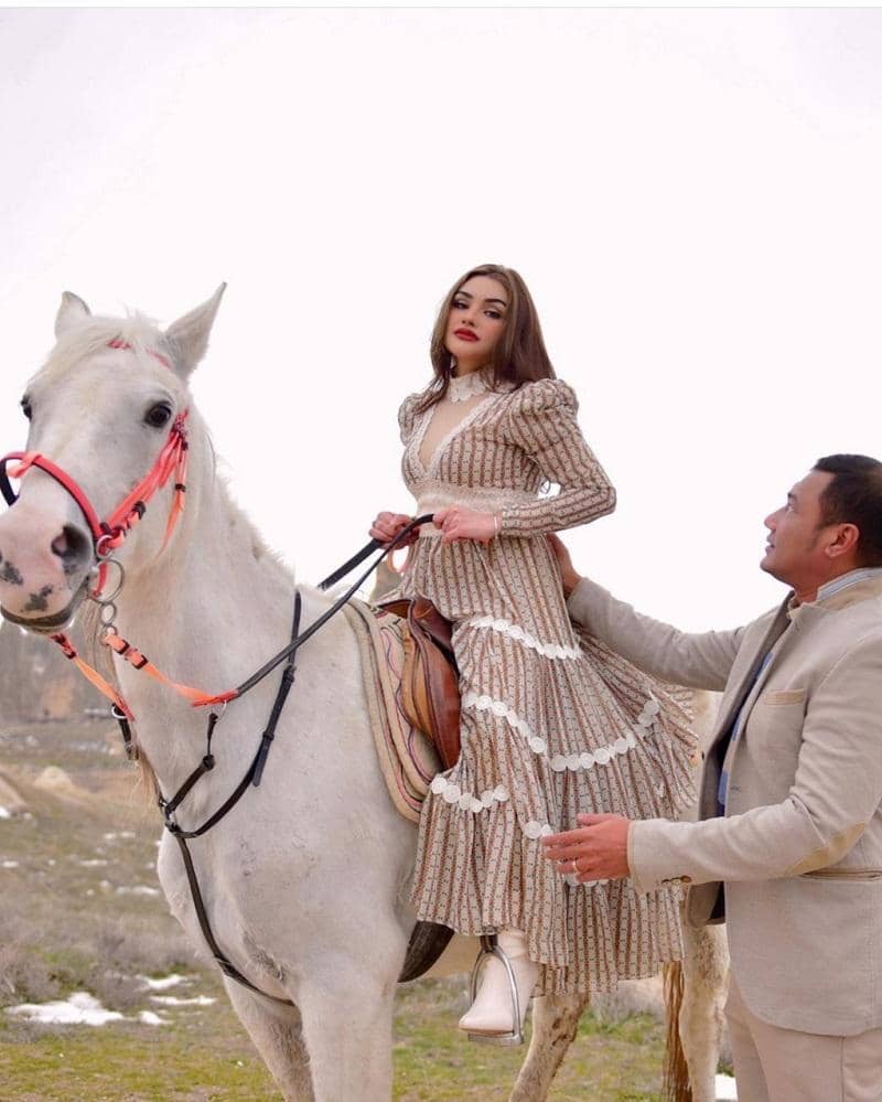 instagram.com/nourahsheivirah