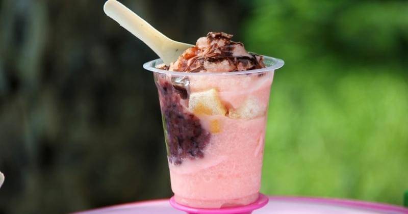 hungrypetiteomnivore.blogspot.com