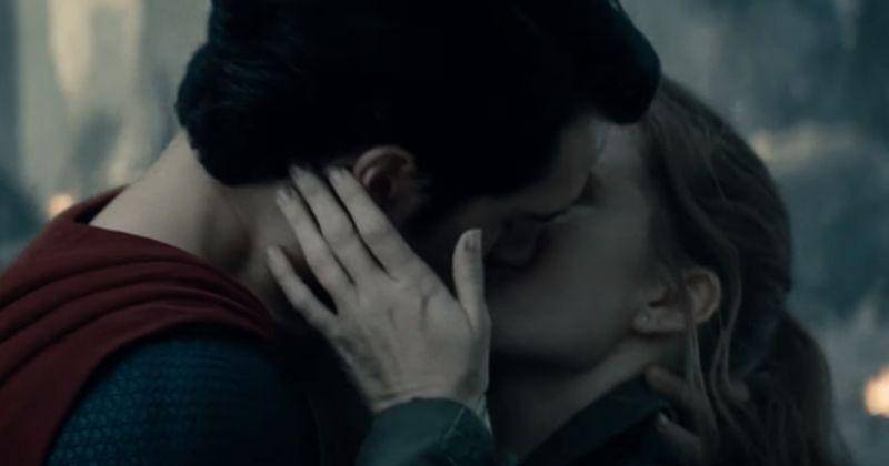 Youtube.com/Flashback FM