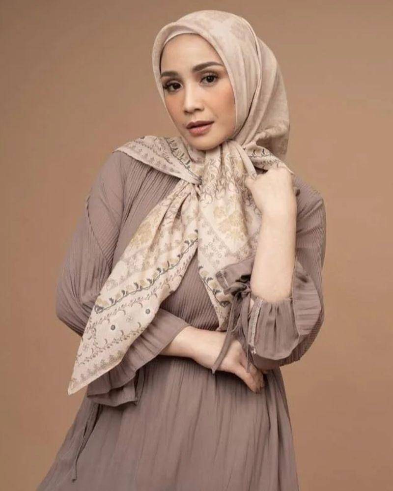 Instagram.com/ootdhijabartisindo