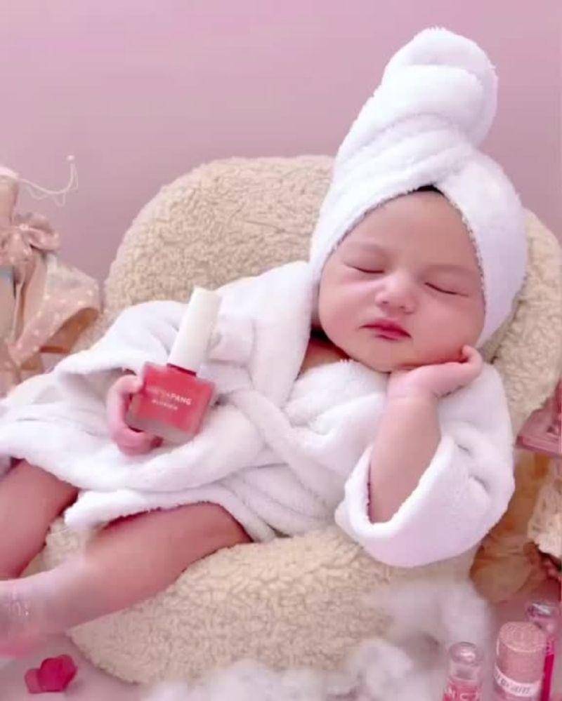 Instagram.com/nadlyneaurora