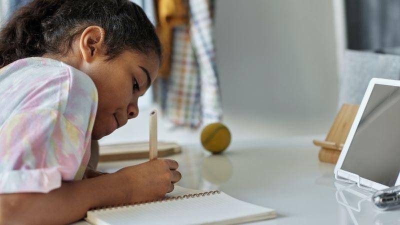 Pexels/Julia M Cameron