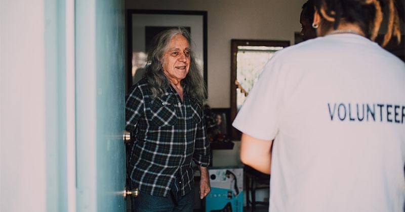 Pexels/RODNAE Production