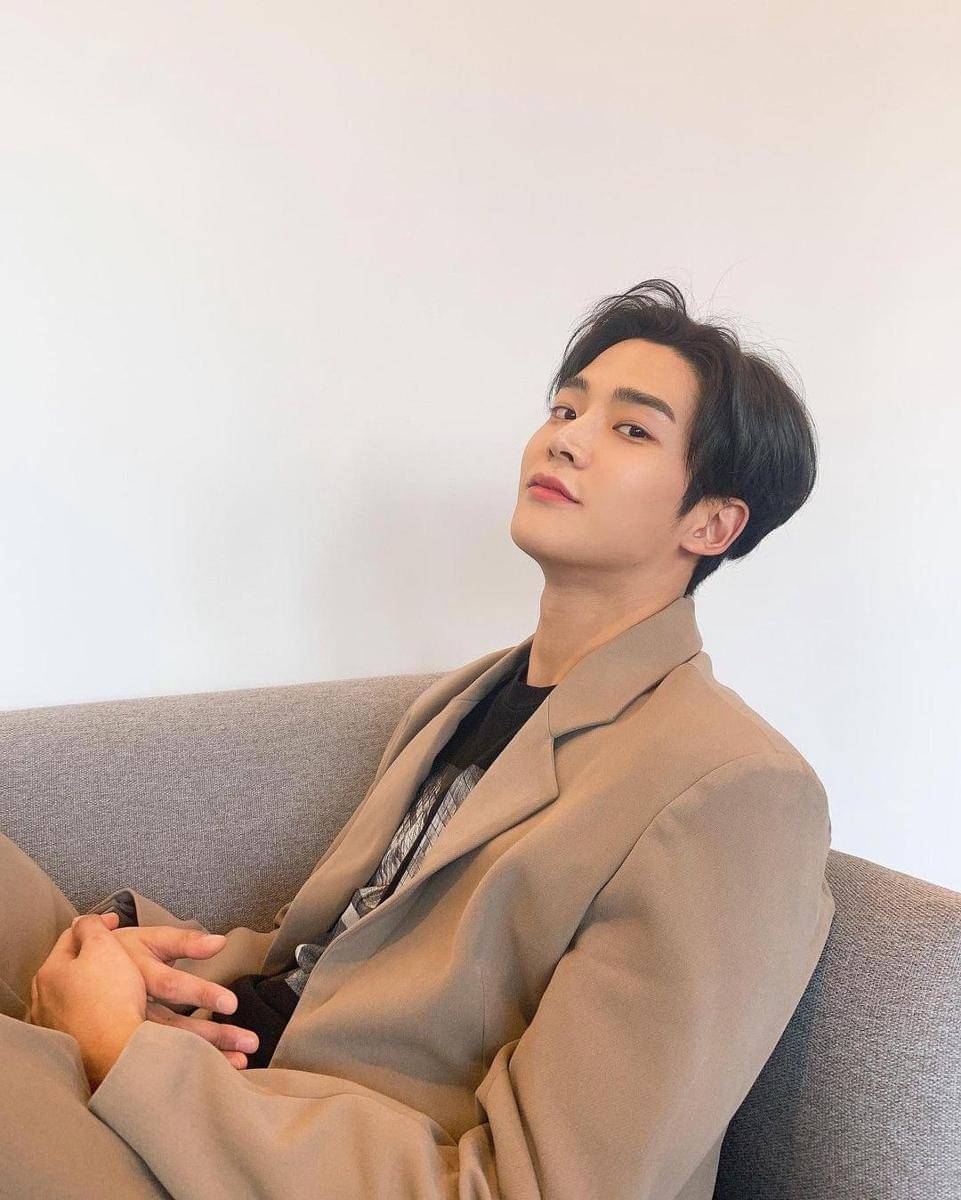 Instagram.com/ewsbdi