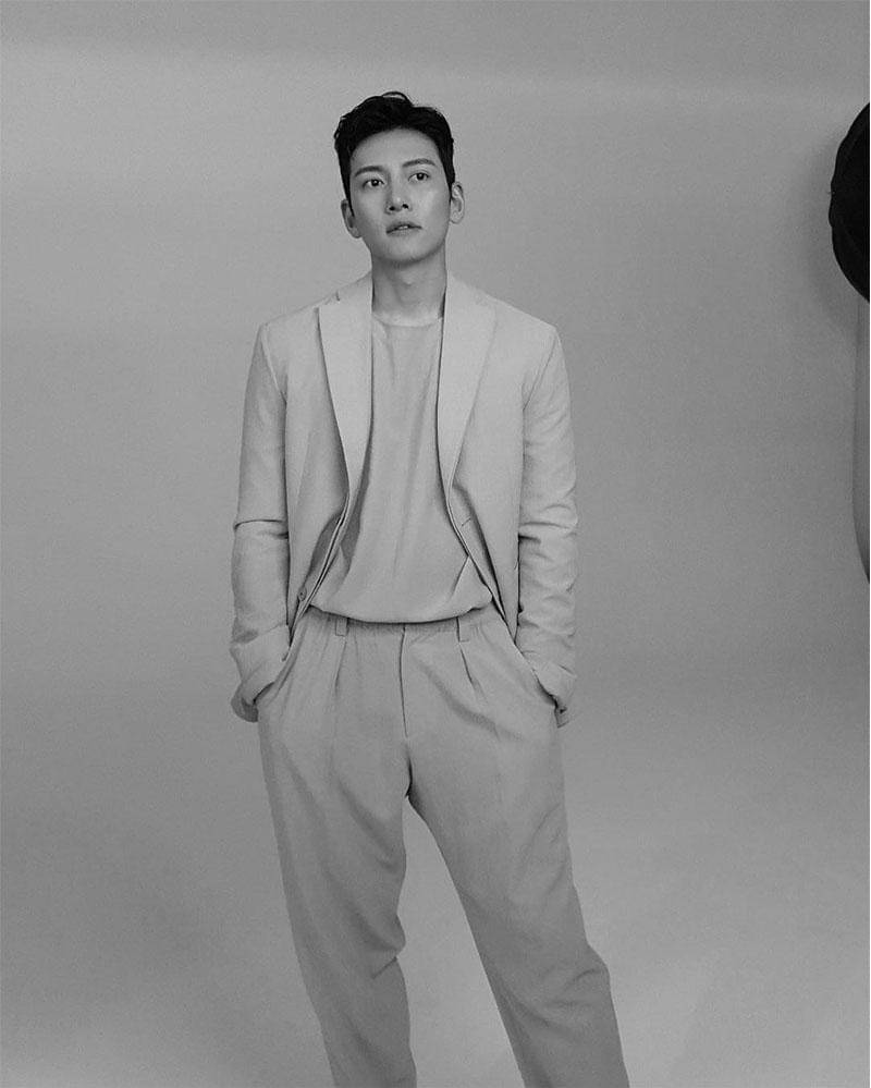 Instagram.com/jichangwook