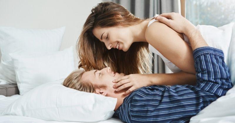 Apakah Posisi Woman On Top bisa Sebabkan Penis Patah?
