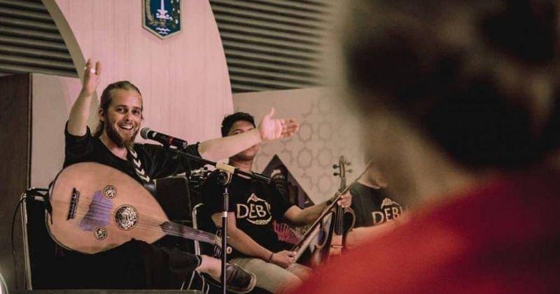 Instagram.com/debu_journey