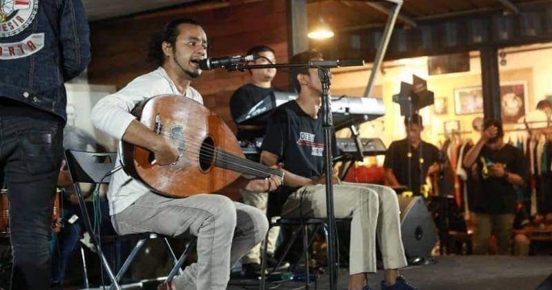 Instagram.com/debu_journey