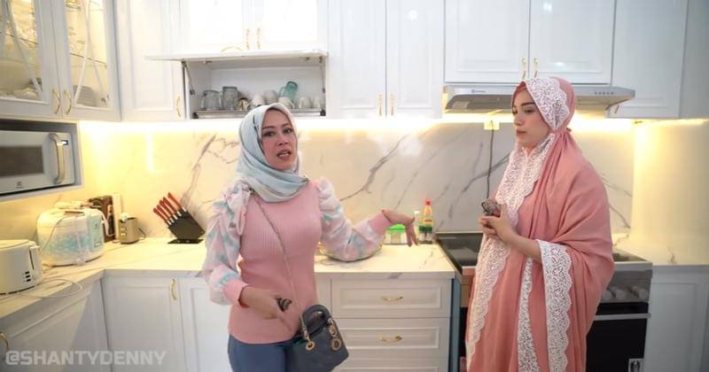 Youtube.com/ShantyDenny