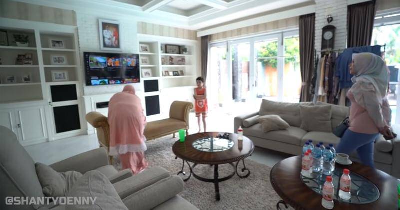 Youtube.com/ShantyDenny