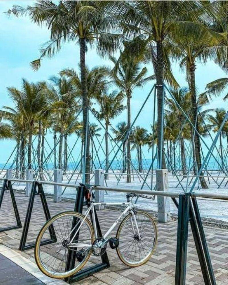 Instagram.com/pantai_indahkapuk/