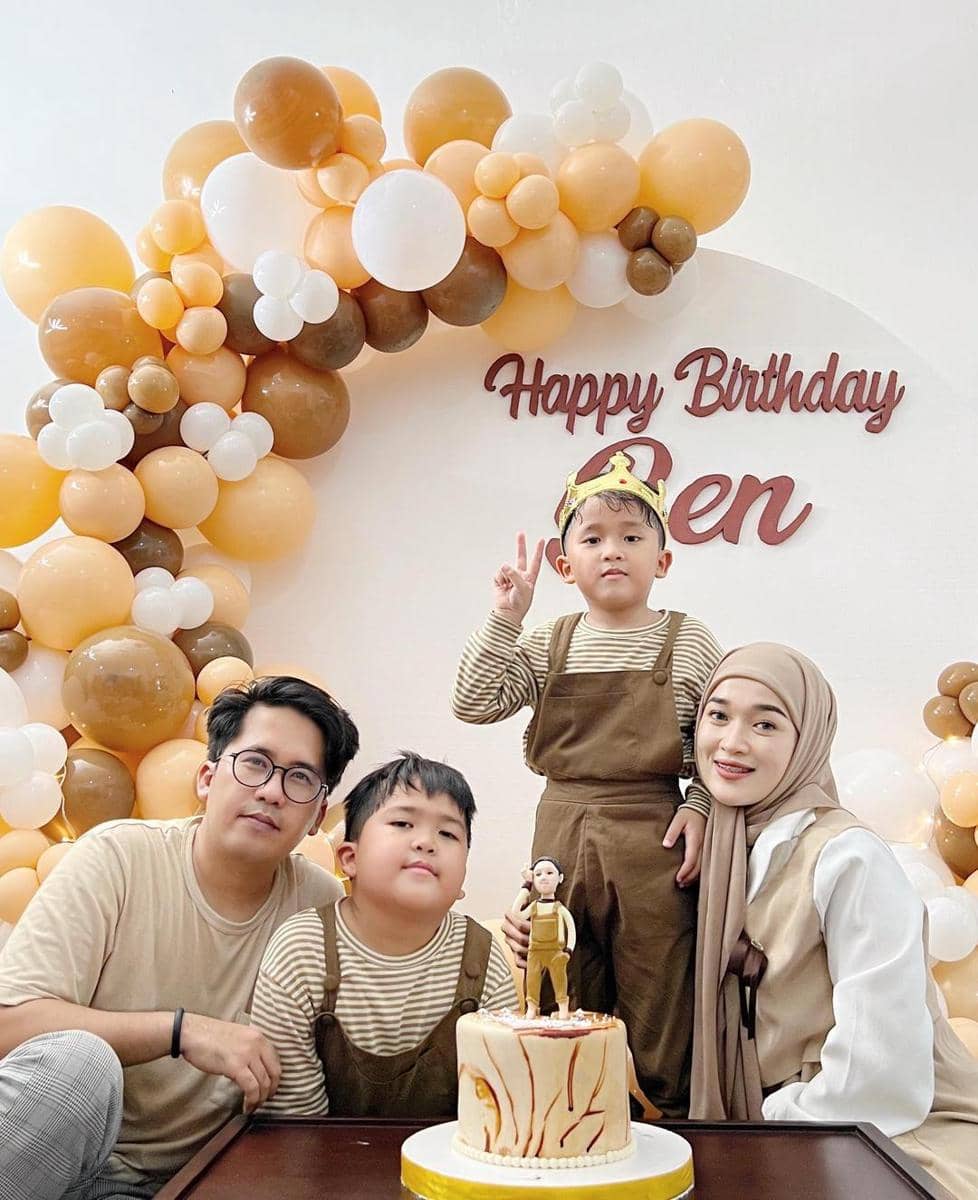 Instagram.com/ririe_fairus