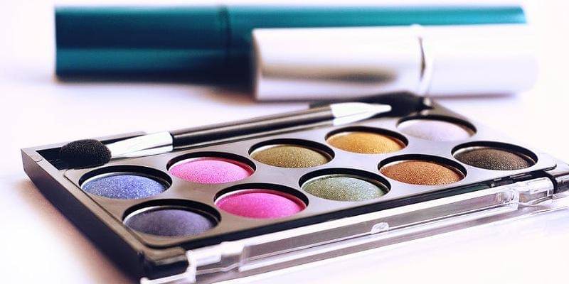 Pexels/Suzy Hazelwood