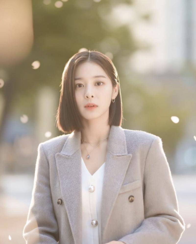 Instagram.com/_seorina