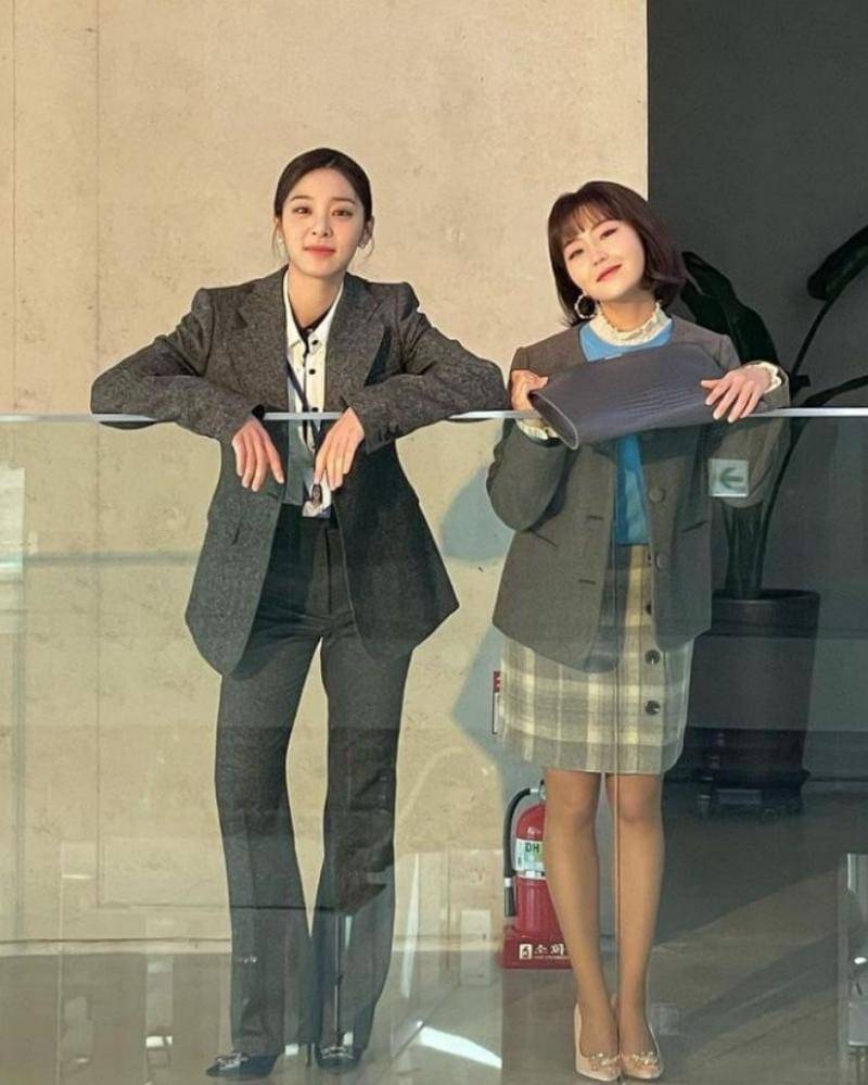 Instagram.com/_seorina