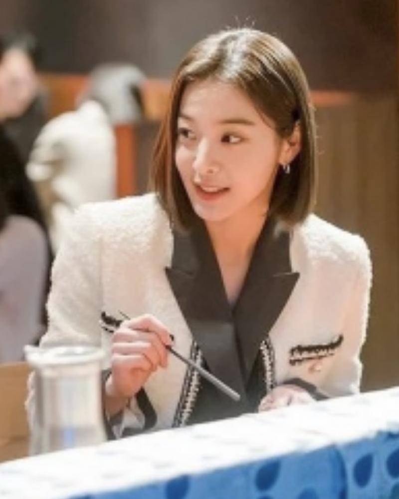 Instagram.com/businessproposal_2022