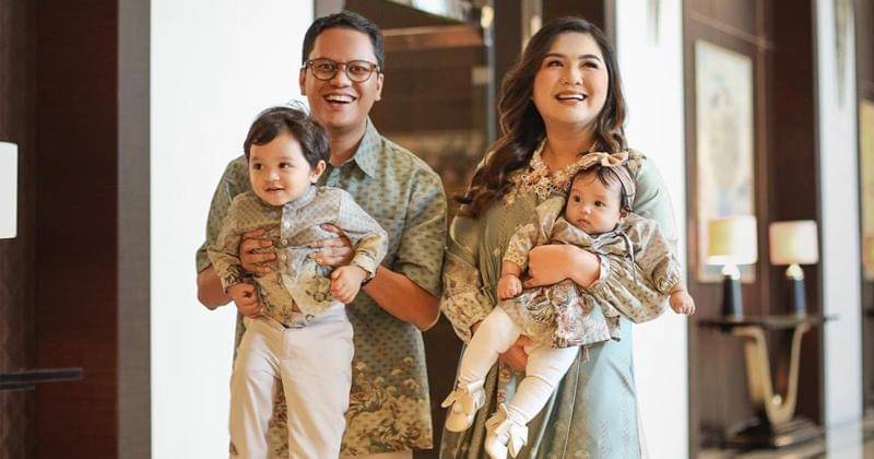 Instagram.com/tiarapangestika