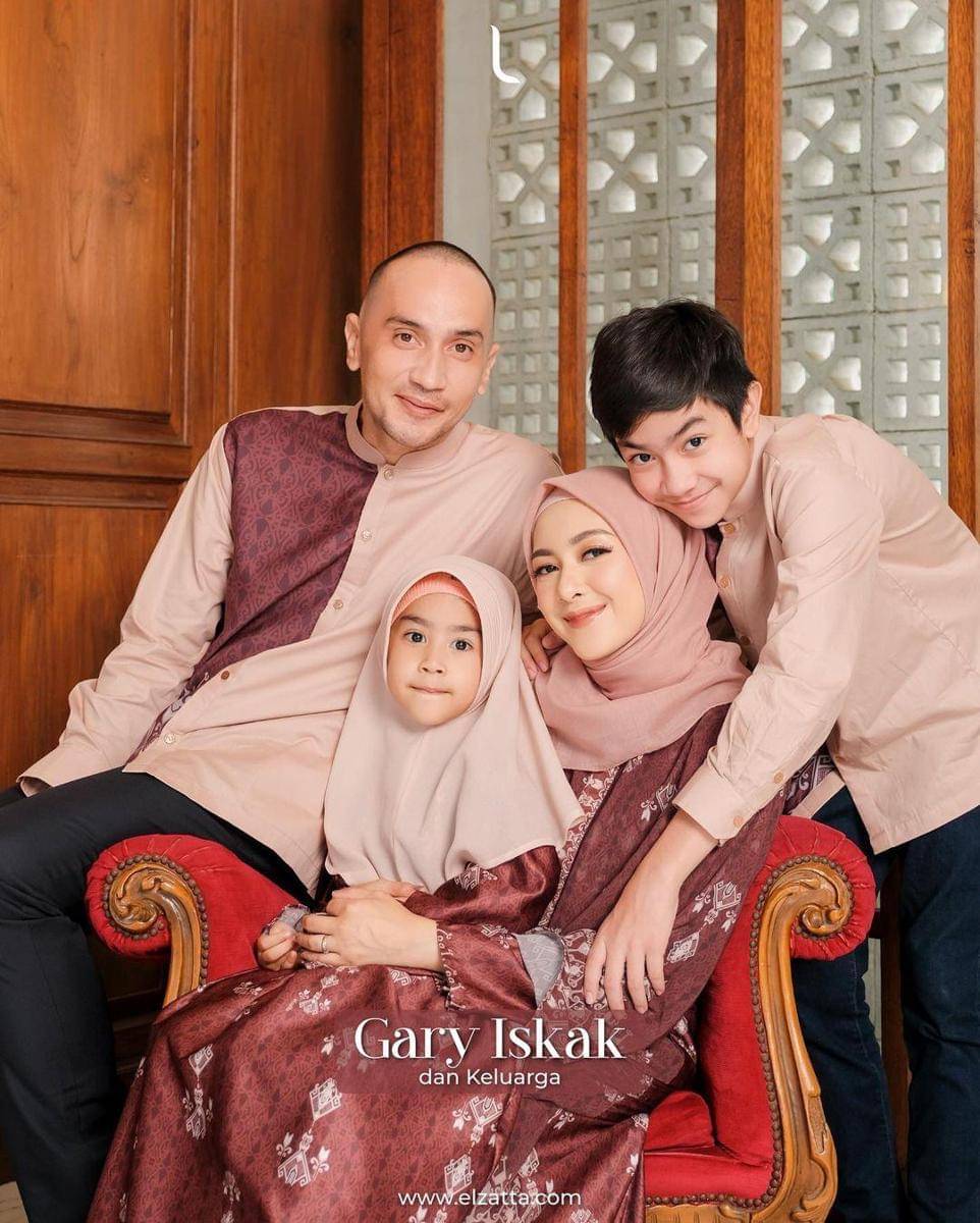 Instagram.com/elzattahijab