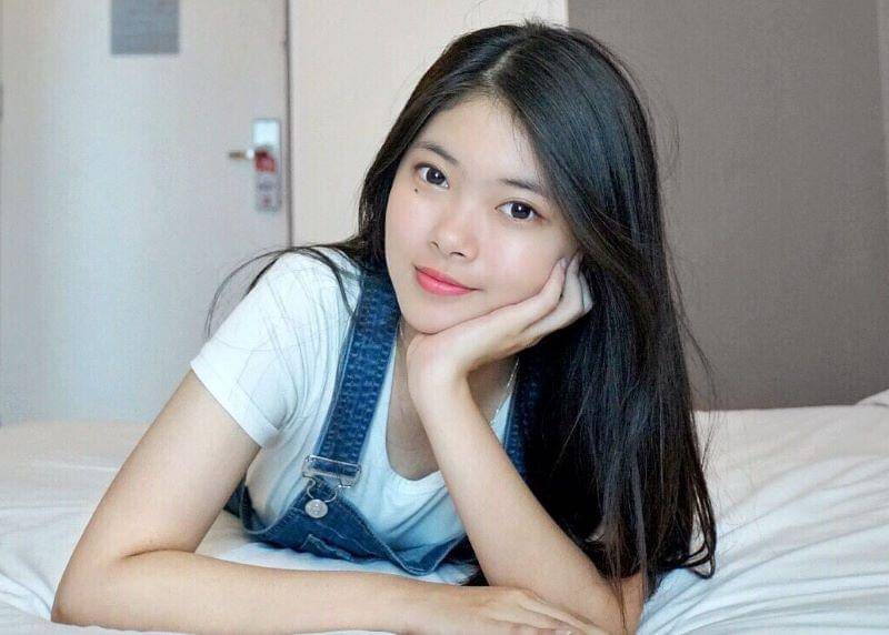 Instagram.com/jkt48.fiony