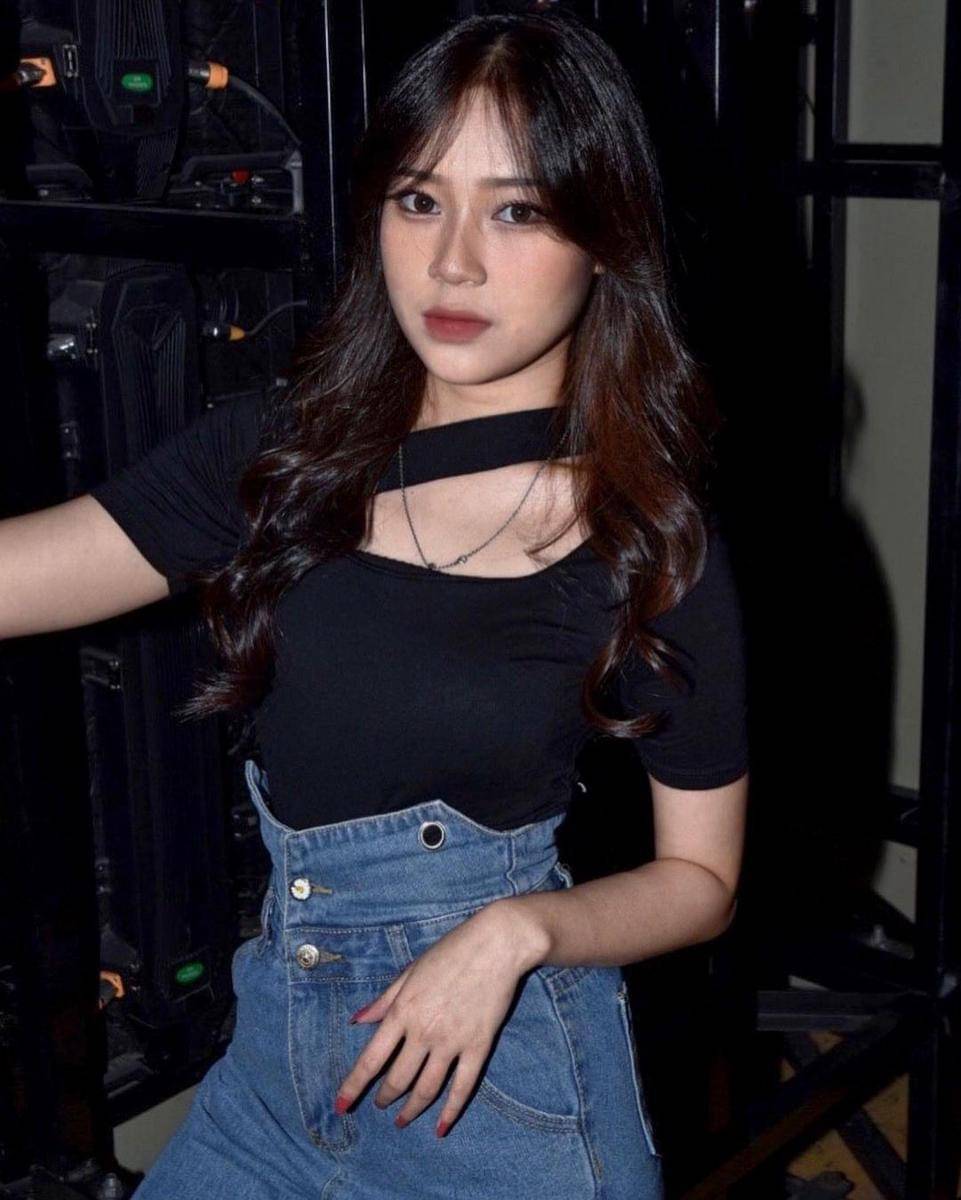 Instagram.com/jkt48.dey