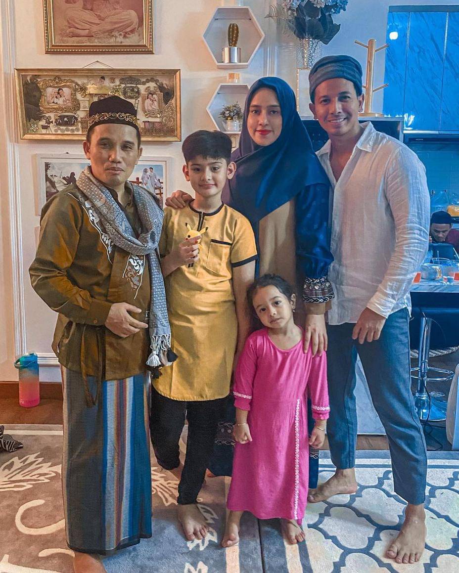 Instagram.com/fairuzarafiq