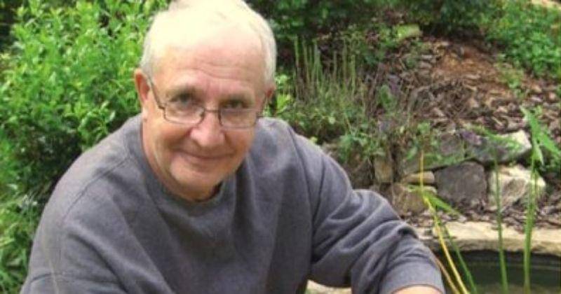 twitter.com/RobertBrault1