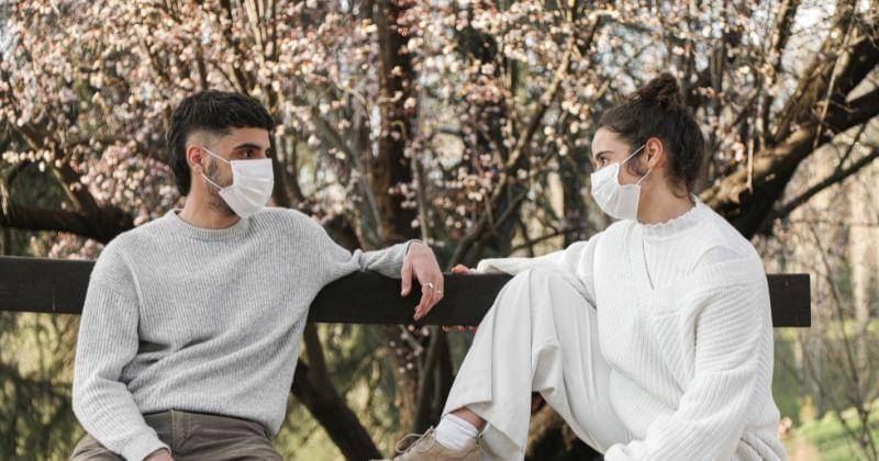 Pexels/Cup-of-couple