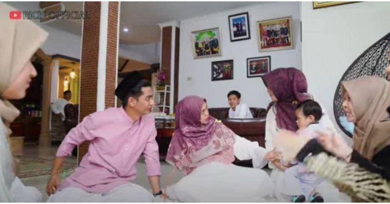 Youtube.com/ Ricis Official