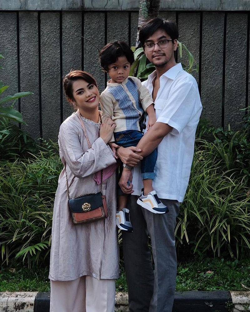 Instagram.com/mytha_lestari