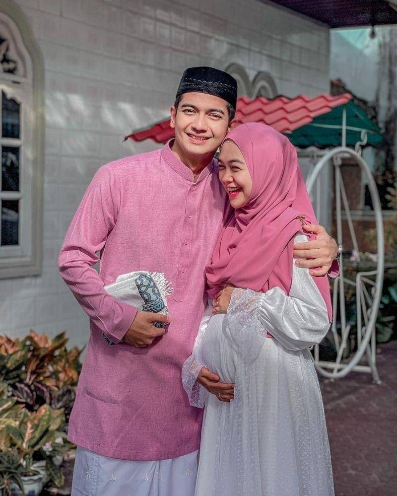 Instagram.com/riaricis1795