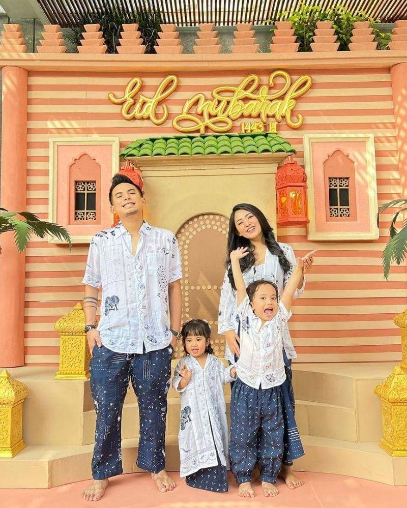 Instagram.com/rachelvennya