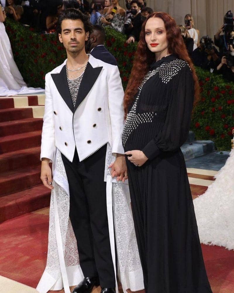 Instagram.com/joejonas