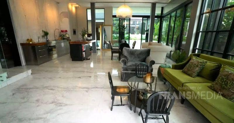 Youtube.com/TRANS TV Official