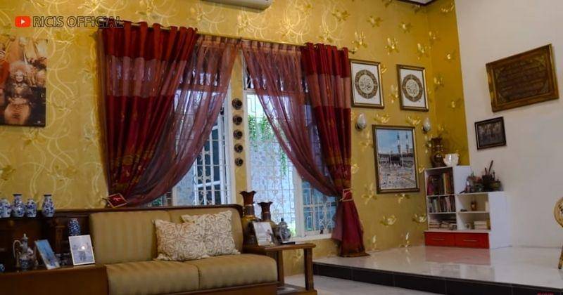 Youtube.com/Ricis Official