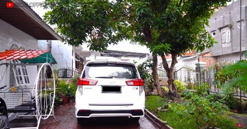 Youtube.com/Ricis Official