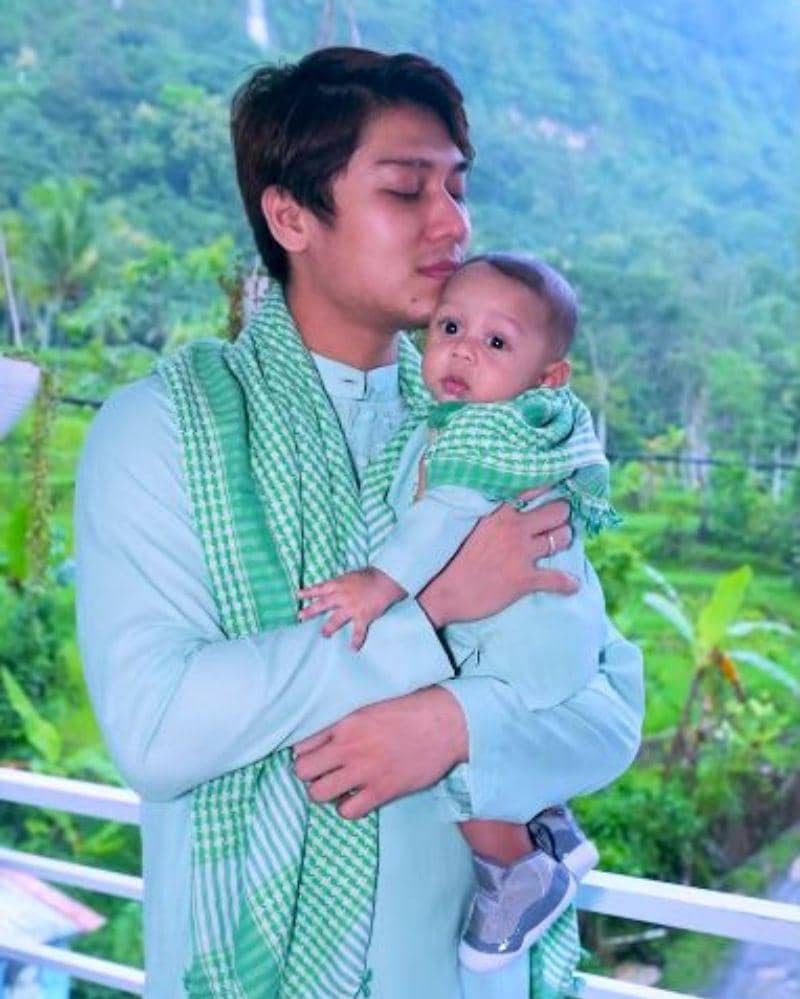 YouTube.com/Leslar Entertainment