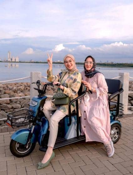 Instagram.com/indahnadapuspita