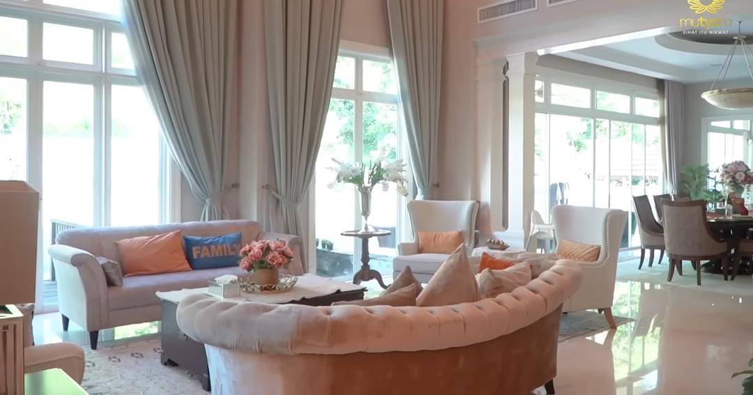 YouTube.com/THE TYA'S FAMILY