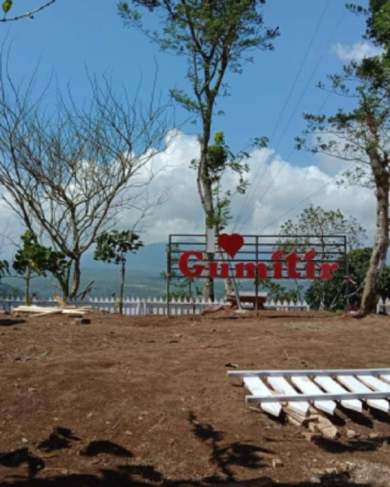 instagram.com/cafe_gumitir