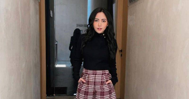 Instagram.com/rachelvennya