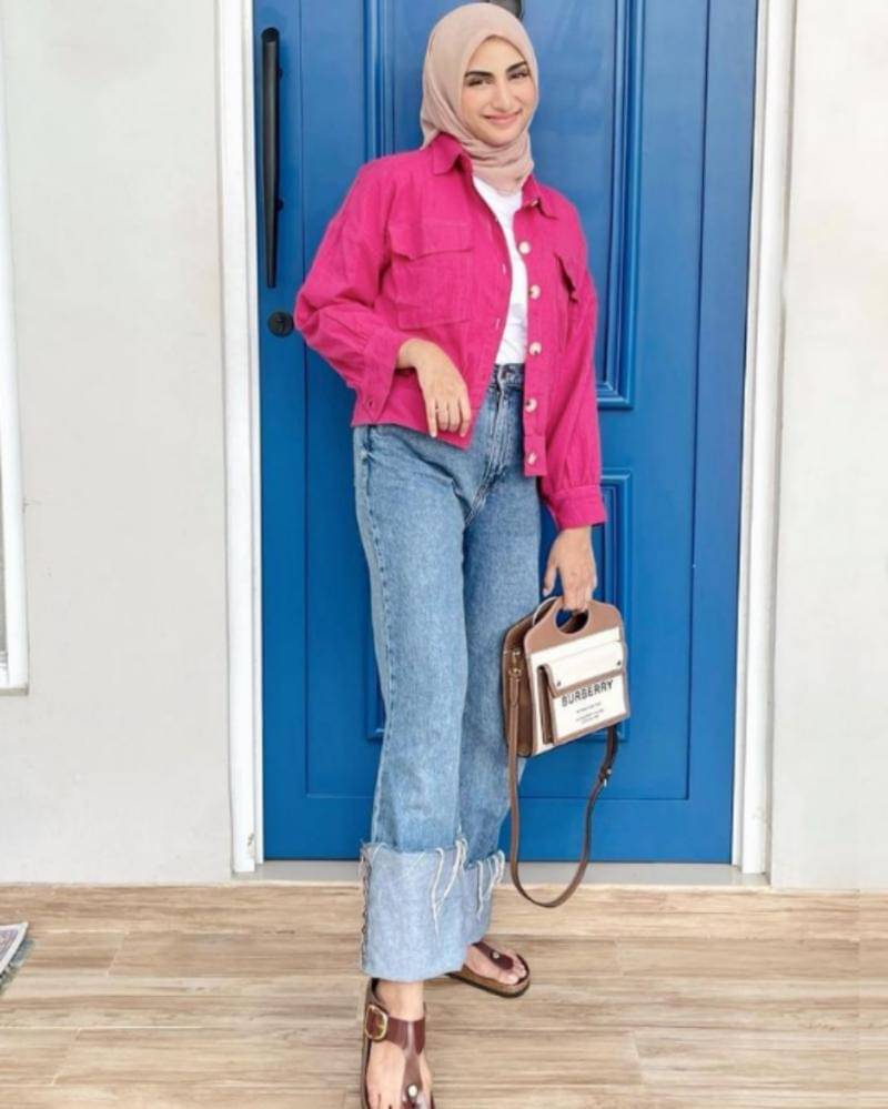 Instagram.com/miraagile