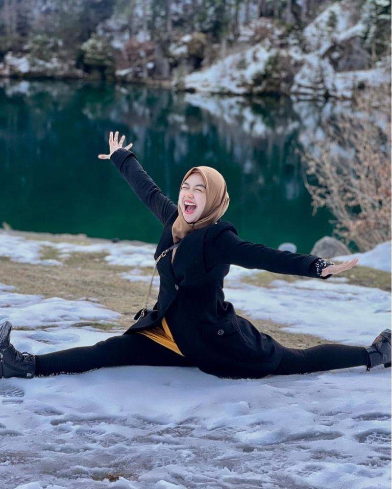 Instagram.com/riaricis1795