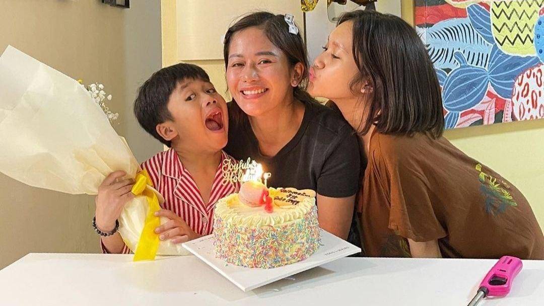 Instagram.com/farida.nurhan