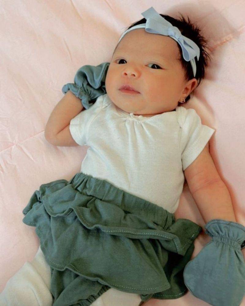 Instagram.com/Aurelie.hermansyah