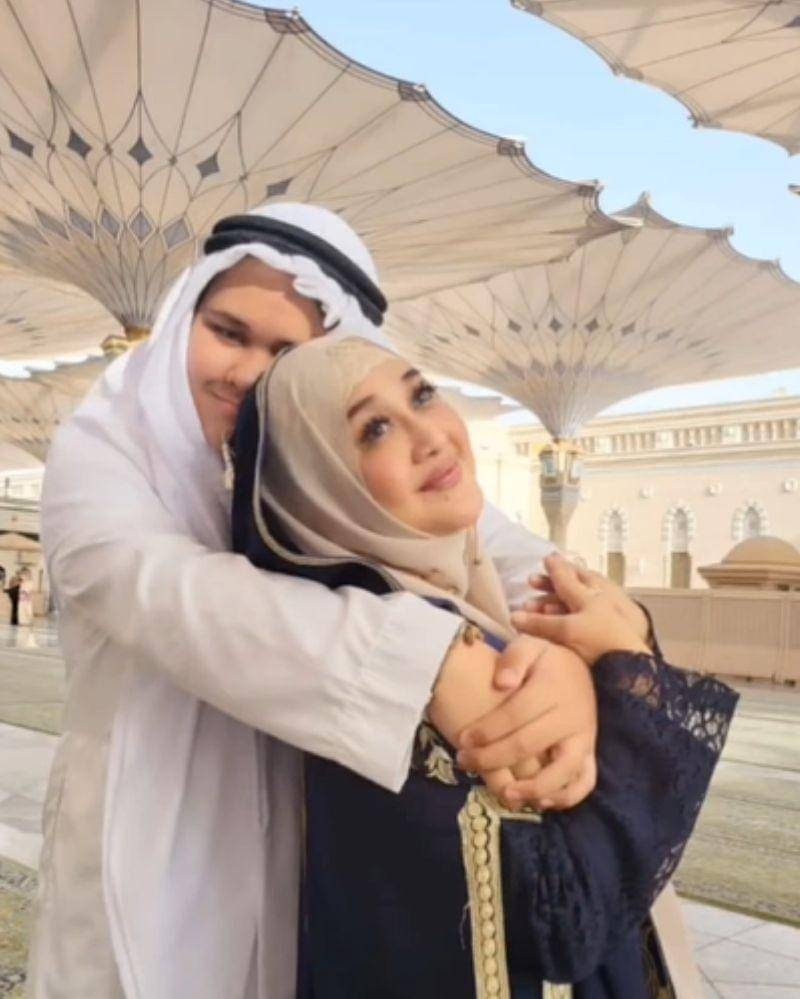 Instagram.com/paramitha118real