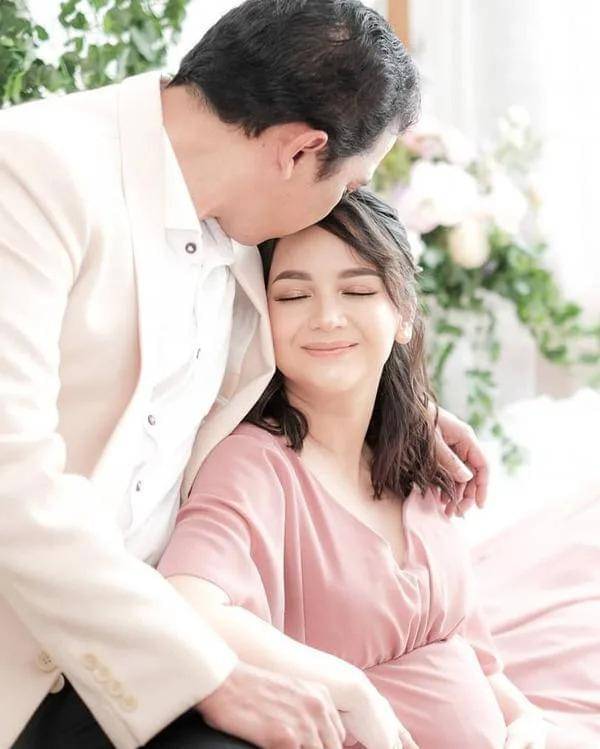 Instagram.com/angelicasimp.new