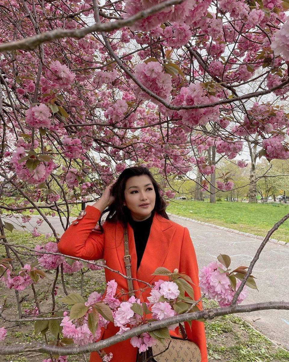 Instagram.com/fitricarlina